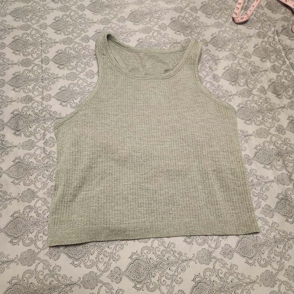 CRZ YOGA Women's Ribbed Seamless Tank Top Sage Green Size L